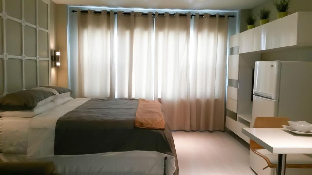 Beachfront Studios Casablanca Rentals 마이애미 비치 외부 사진