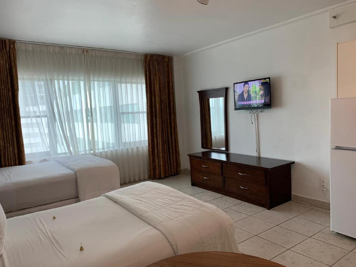 Beachfront Studios Casablanca Rentals 마이애미 비치 외부 사진